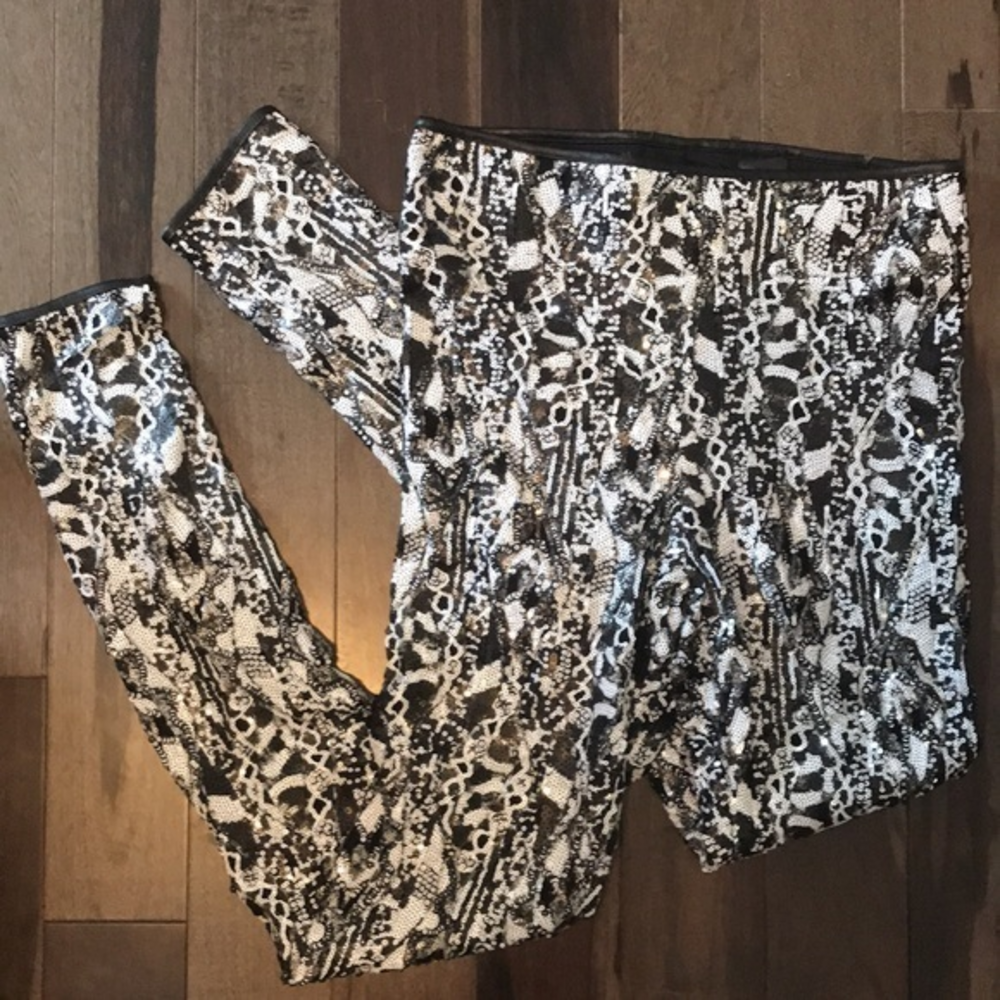H&M Premier Sequin Black White Legging 6 EUC‎